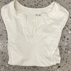 Three Dots V neck long sleeve size medium